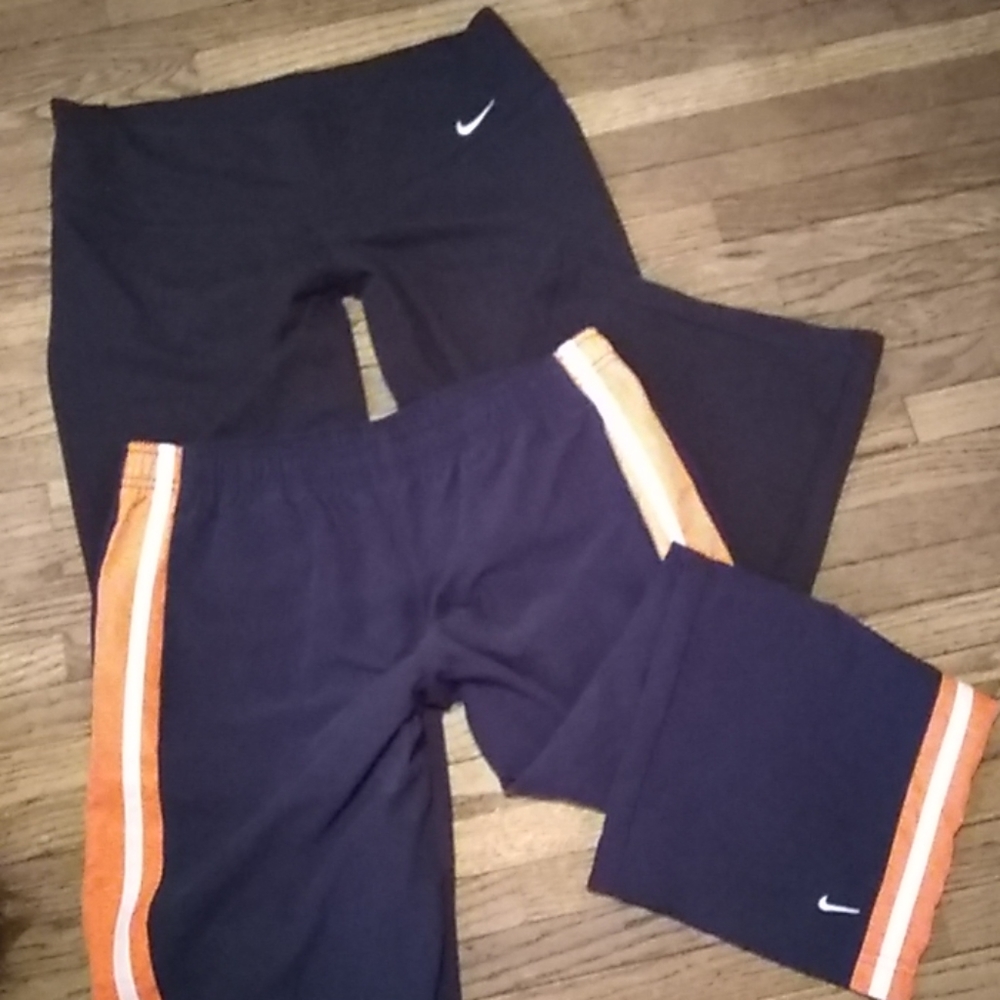 2 prs of Nike workout pants Size M